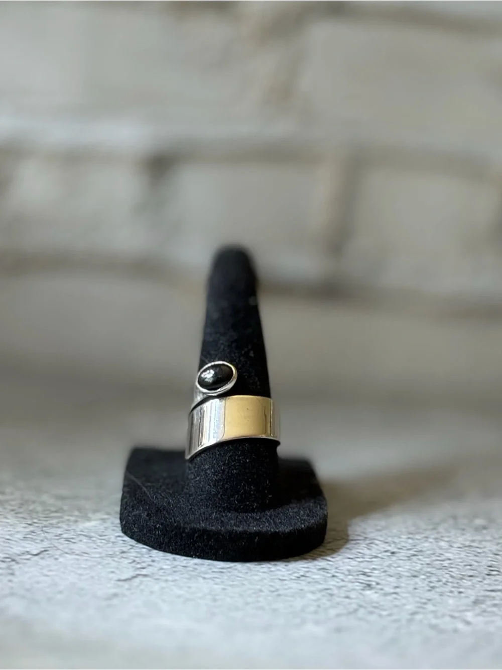 Sterling Silver 925 Modernist Bypass Ring Black Onyx Style Cabochon Size 6